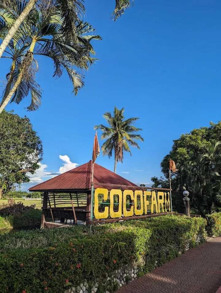 فندق Pantropi-Coco Farm Calapan المظهر الخارجي الصورة